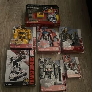 Lot of brand new transformer figures